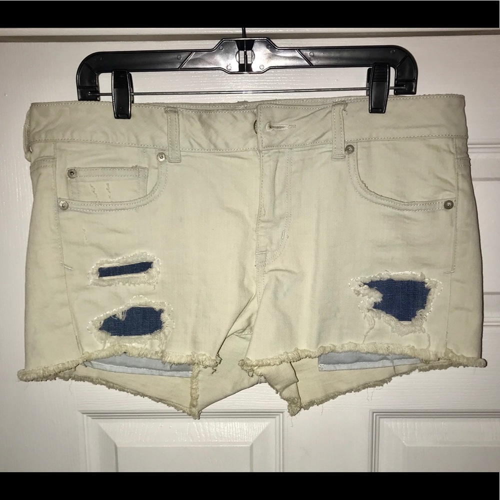 AMERICAN EAGLE Festival Stretch Jean Short NWT